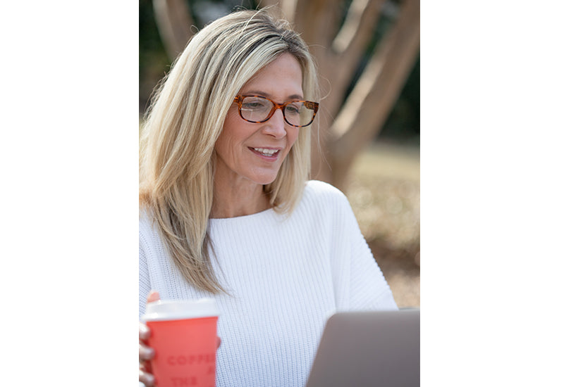 Finley Neck Hanging Blue Light Glasses